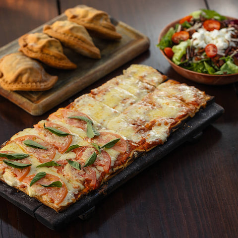 Paquete | Pizza mediana + Ensalada Uruguaya + 4 Empanadas