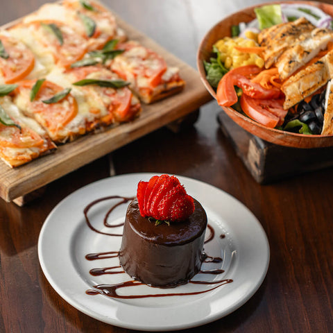 Paquete | Pizza chica + Ensalada Don Pepe chica + Postre del Día